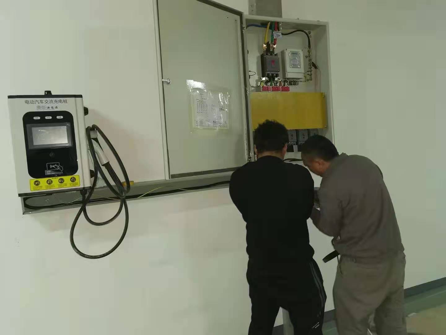 2f92242fbf8ae920690dbe5302530e6.jpg